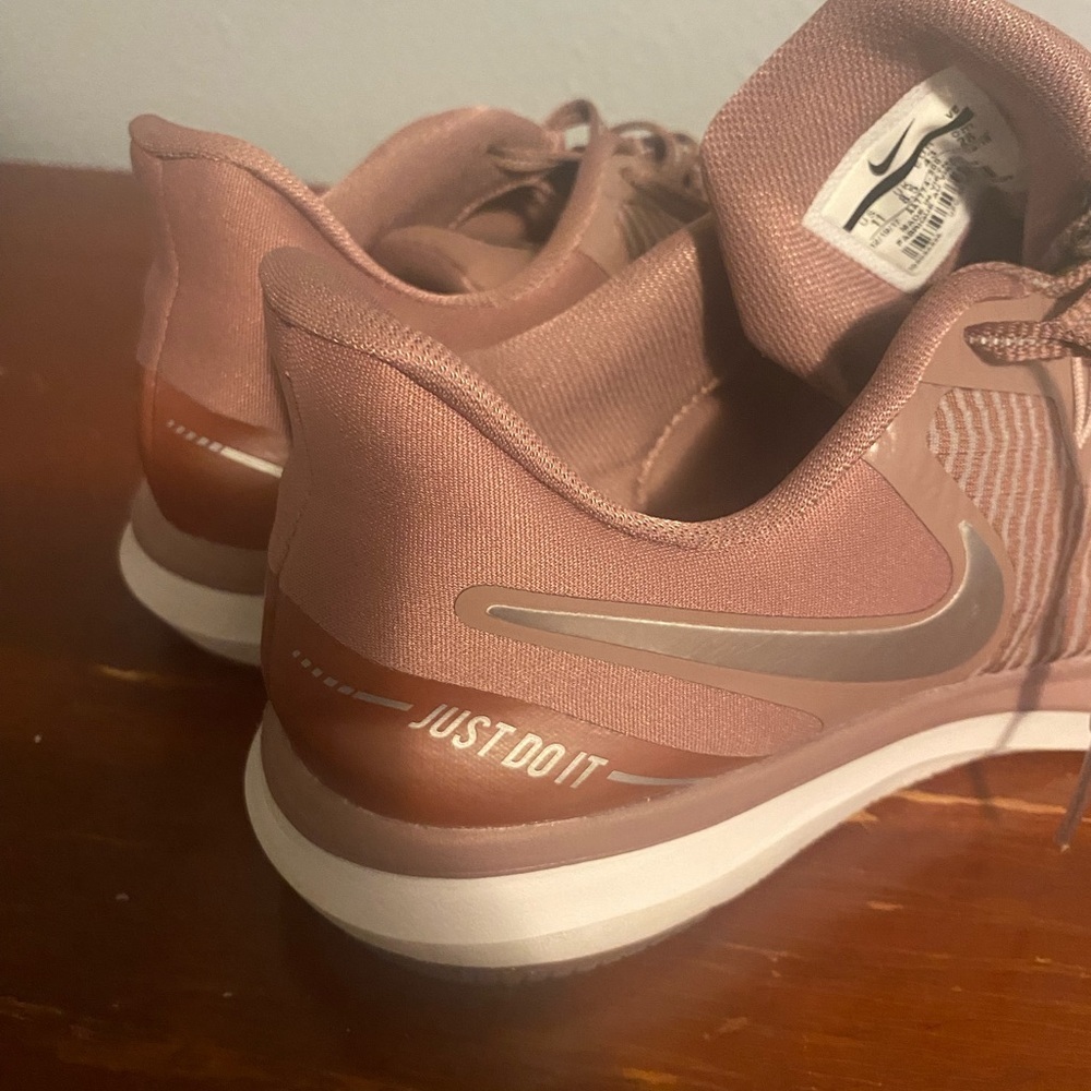 Nike Women's Rose Athletic Shoes in season tr - Picture 9 of 9